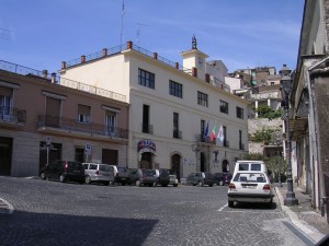 Piazza Umberto I- Comune di San Giovanni Incarico