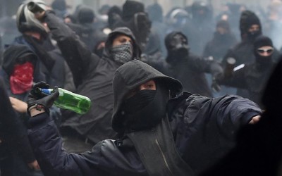 Black Bloc- scontri Milano